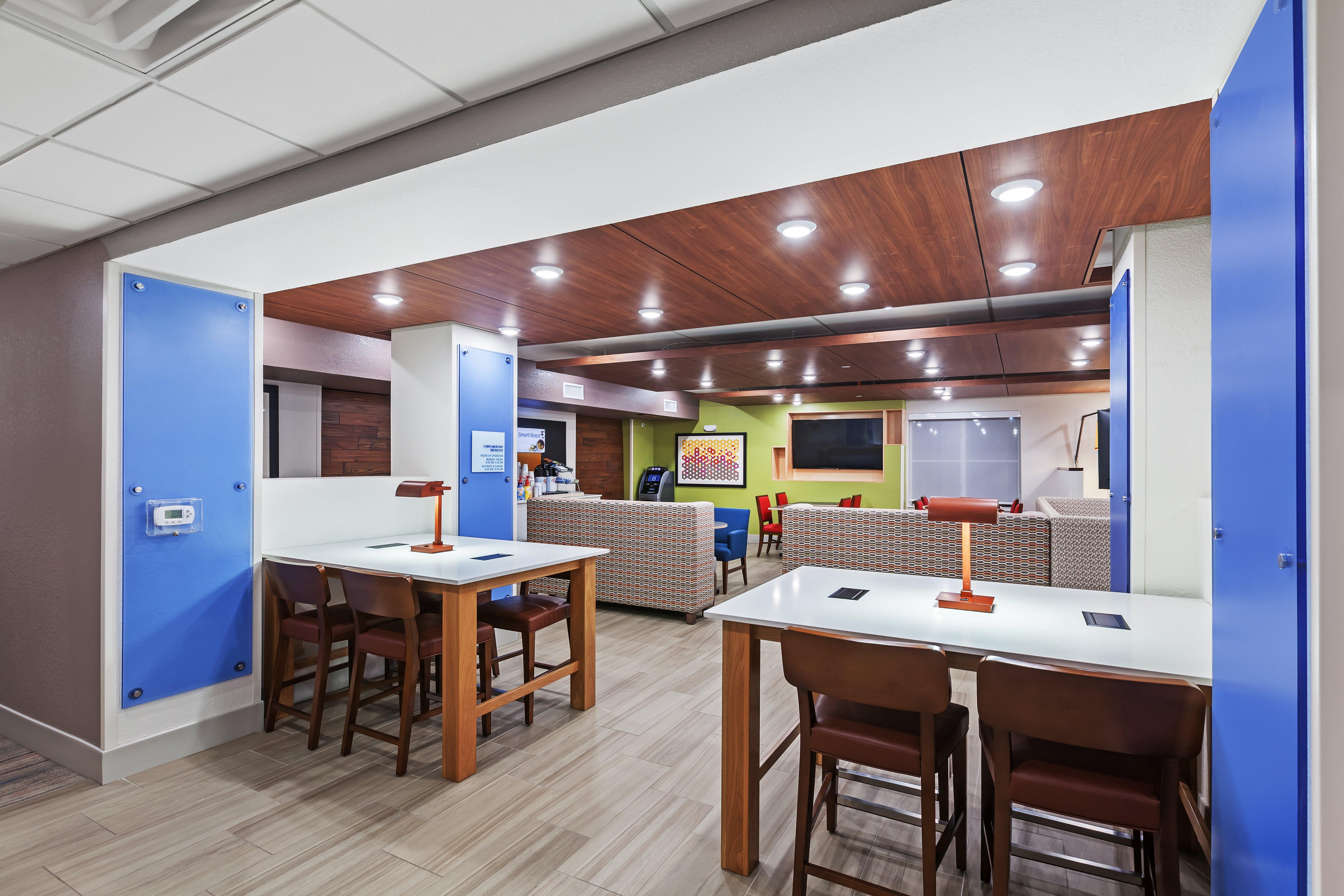 Holiday Inn Express Hotel & Suites Dallas Lewisville By Ihg Exterior foto