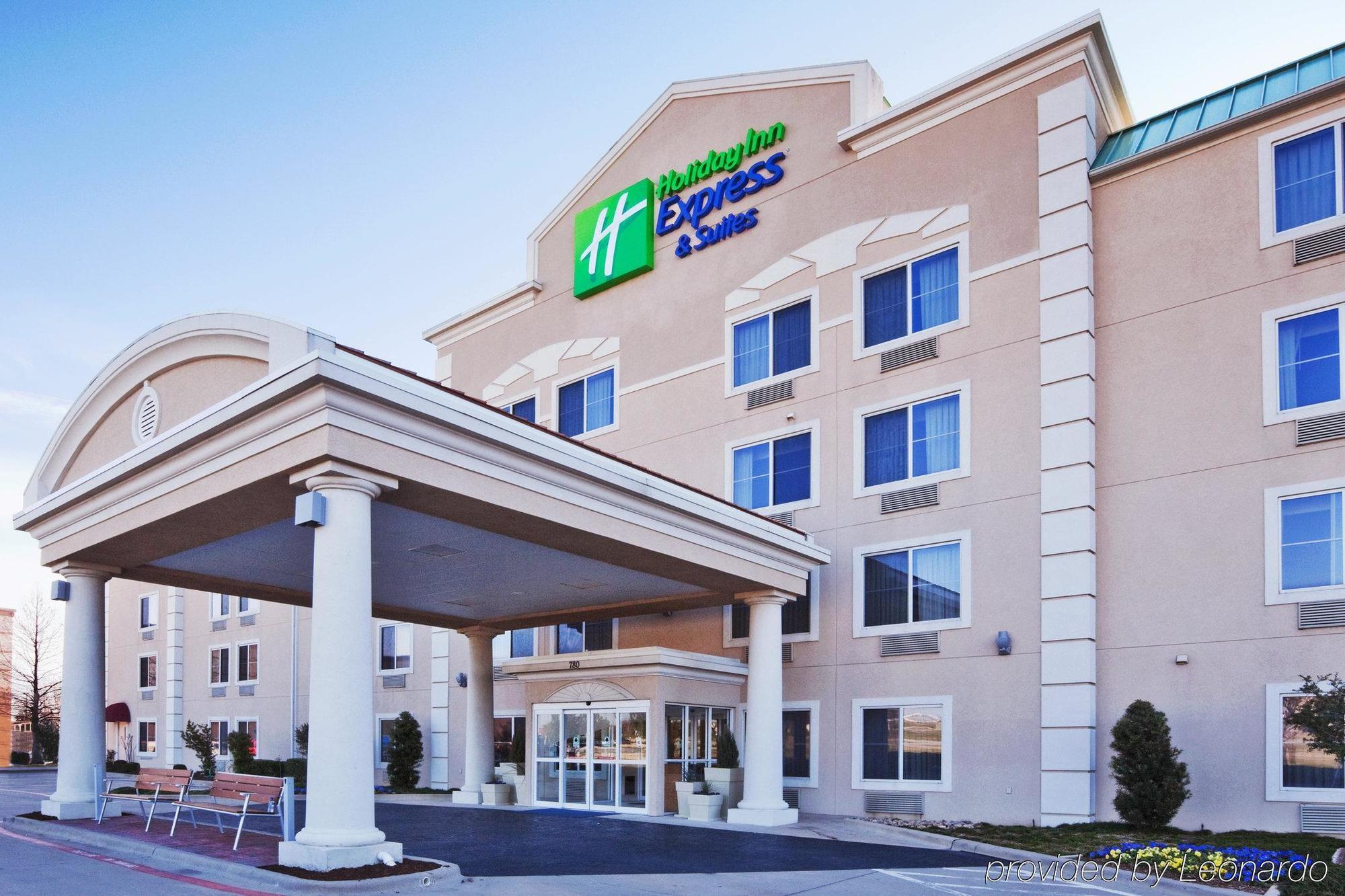 Holiday Inn Express Hotel & Suites Dallas Lewisville By Ihg Exterior foto