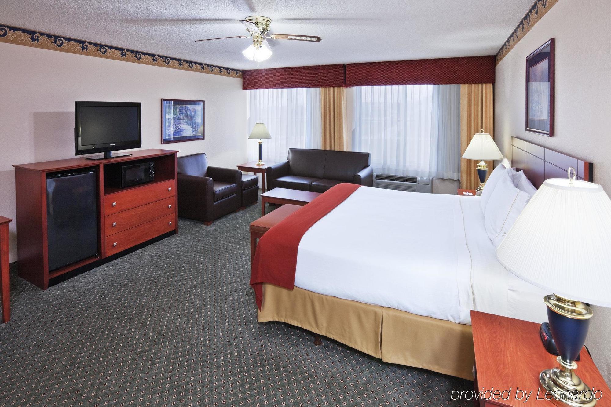 Holiday Inn Express Hotel & Suites Dallas Lewisville By Ihg Exterior foto